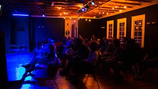 Cool Eastside Indoor and Outdoor Space with Private Parking. - Image 2