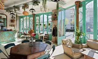 Restaurant Art Nouveau Vintage Style - Image 1