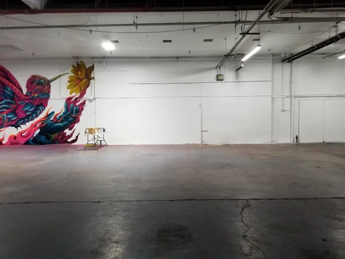 Clean, wide, high ceiling warehouse for multiple uses in DTLA - Image 3