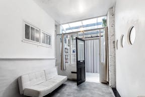 Showroom in le Haut-Marais - Image 9