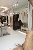 Rue de Turenne Boutique in Le Marais, Pop up/showroom - Image 6