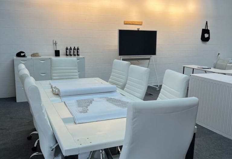 Giant Containers Miami - Image 2