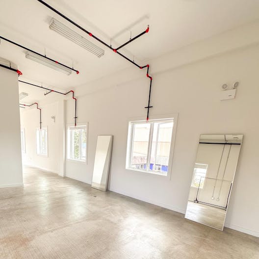1,800 sq ft studio with private terrace and 2,000 sq ft Rooftop - Image 3