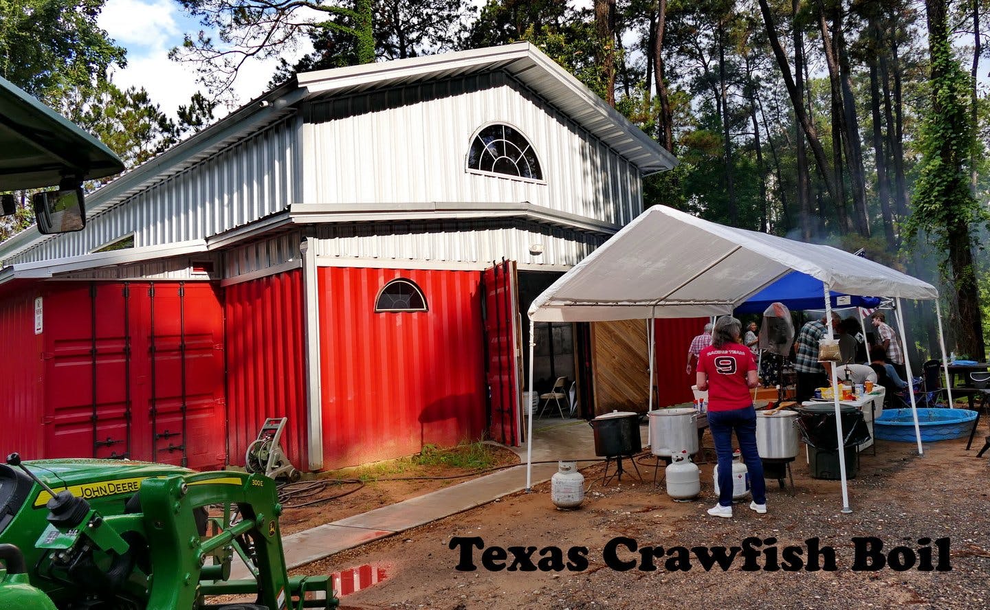 Epic Creative Co-Op - Woodlands Photo Studios in Spring