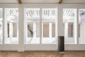 Grand Showroom Rue de Turenne - Image 19