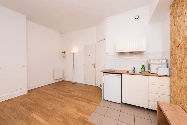 Little Showroom in Le Marais - Image 4