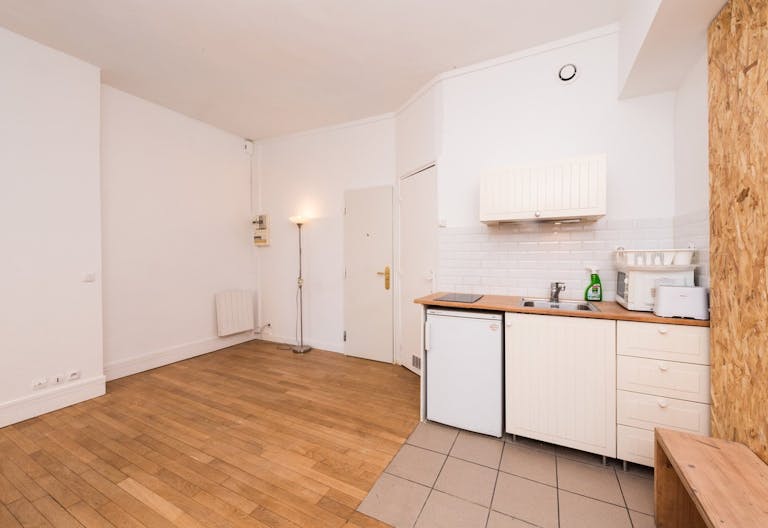 Little Showroom in Le Marais - Image 4