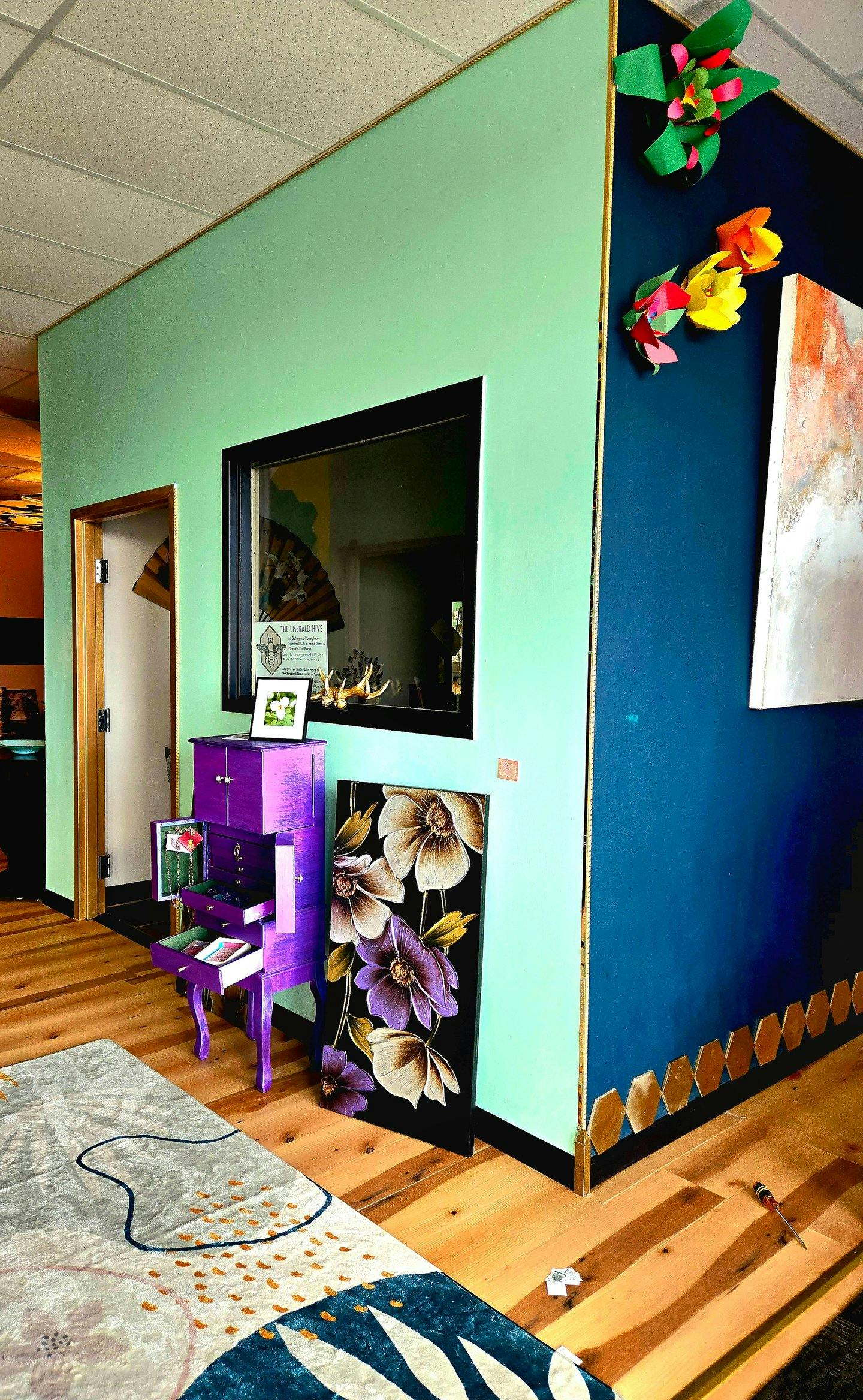 The Emerald Hive Art Gallery in Fairlawn, Ohio