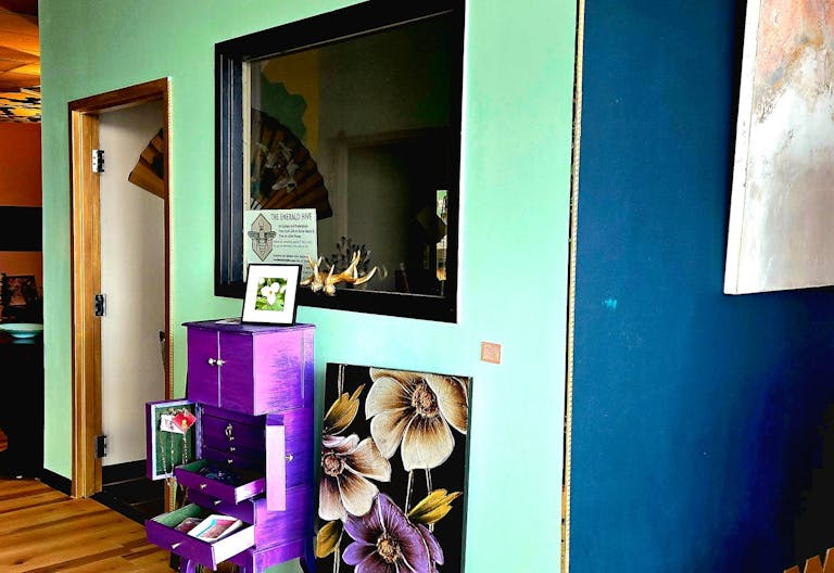 The Emerald Hive in the Heart of Fairlawn Ohio - Image 1