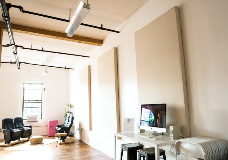 Bright Daylight Film/Photo Studio in Williamsburg - Image 4