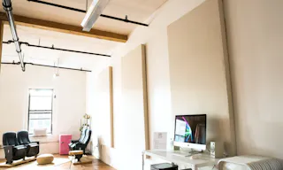 Bright Daylight Film/Photo Studio in Williamsburg - Image 4
