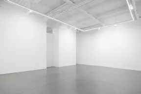 Bright Gallery in Le Marais  - Image 22