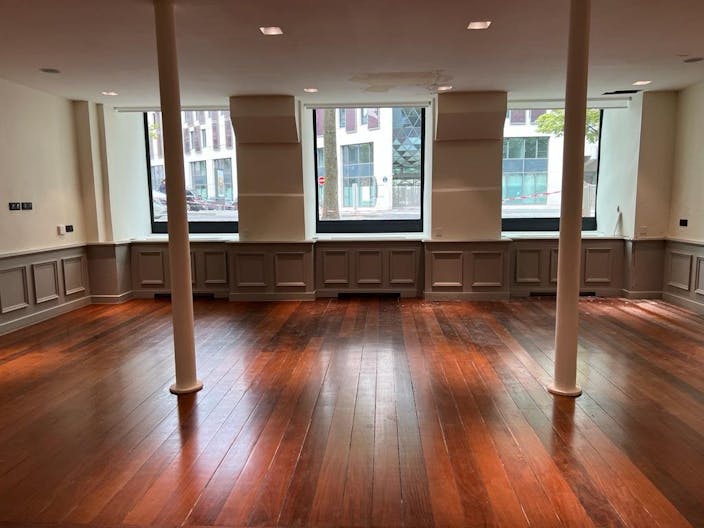 Retail space near Champs-�lys�es - Image 1