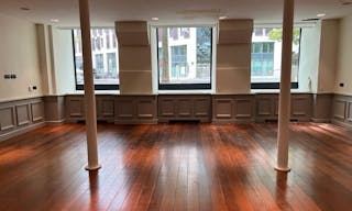 Retail space near Champs-�lys�es - Image 1