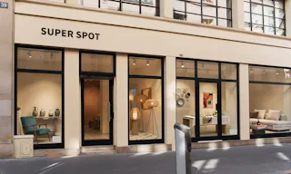 Stylish Modular Venue in the Heart of Le Marais - Image 1