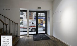 Beautiful Art Gallery - Image 13