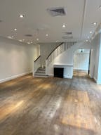 Pop-up store angle en plein coeur du Marais - Image 16