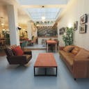 Grand loft - Bar atypique et cosy dans un quartier anim�