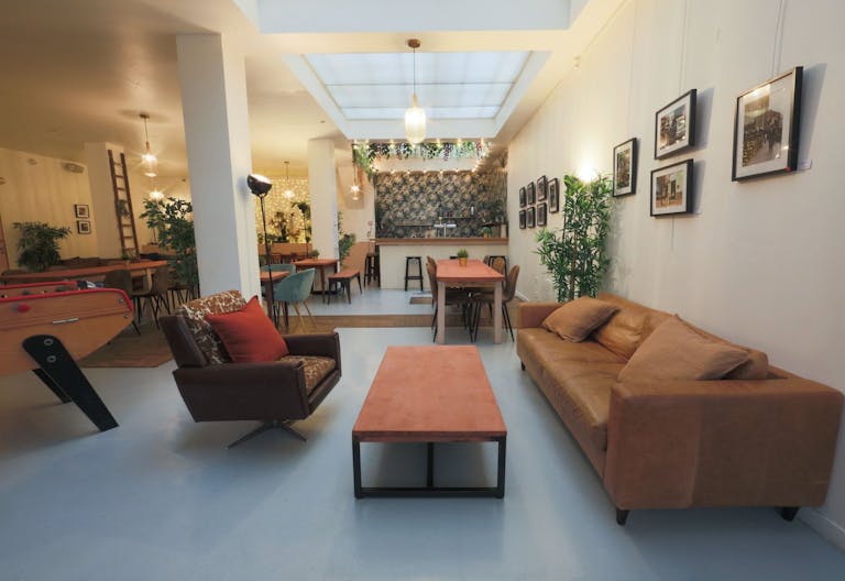 Grand loft - Bar atypique et cosy dans un quartier anim� - Image 0
