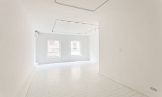 Exclusive Townhouse Rental in the Heart of London - Image 18