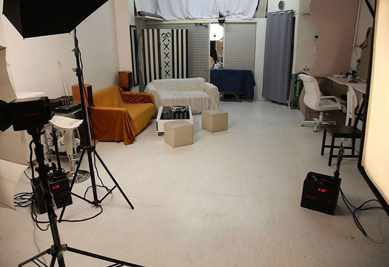 Recherche colocataire pour studio photographique - Image 1