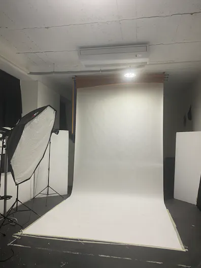 Studio Fotografico  - Image 1