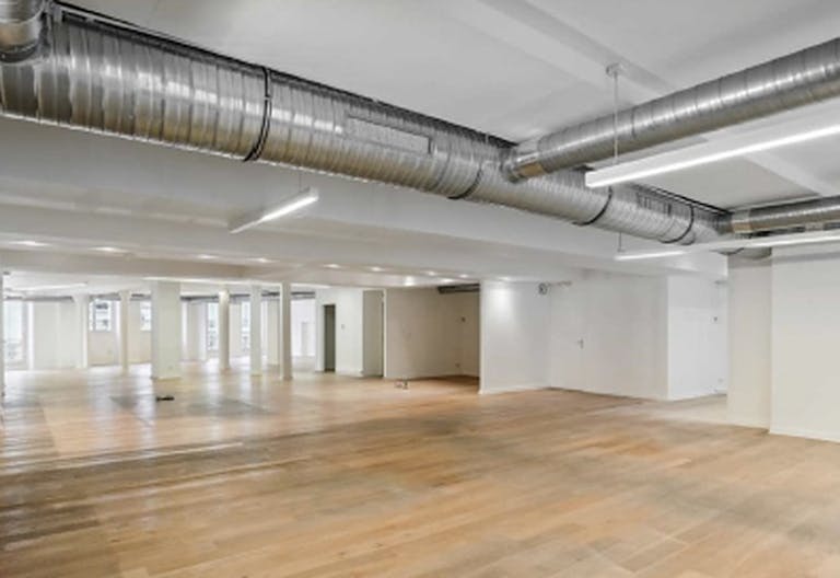 Offices For Rent - Paris 9th - Grands Boulevards - Image 4
