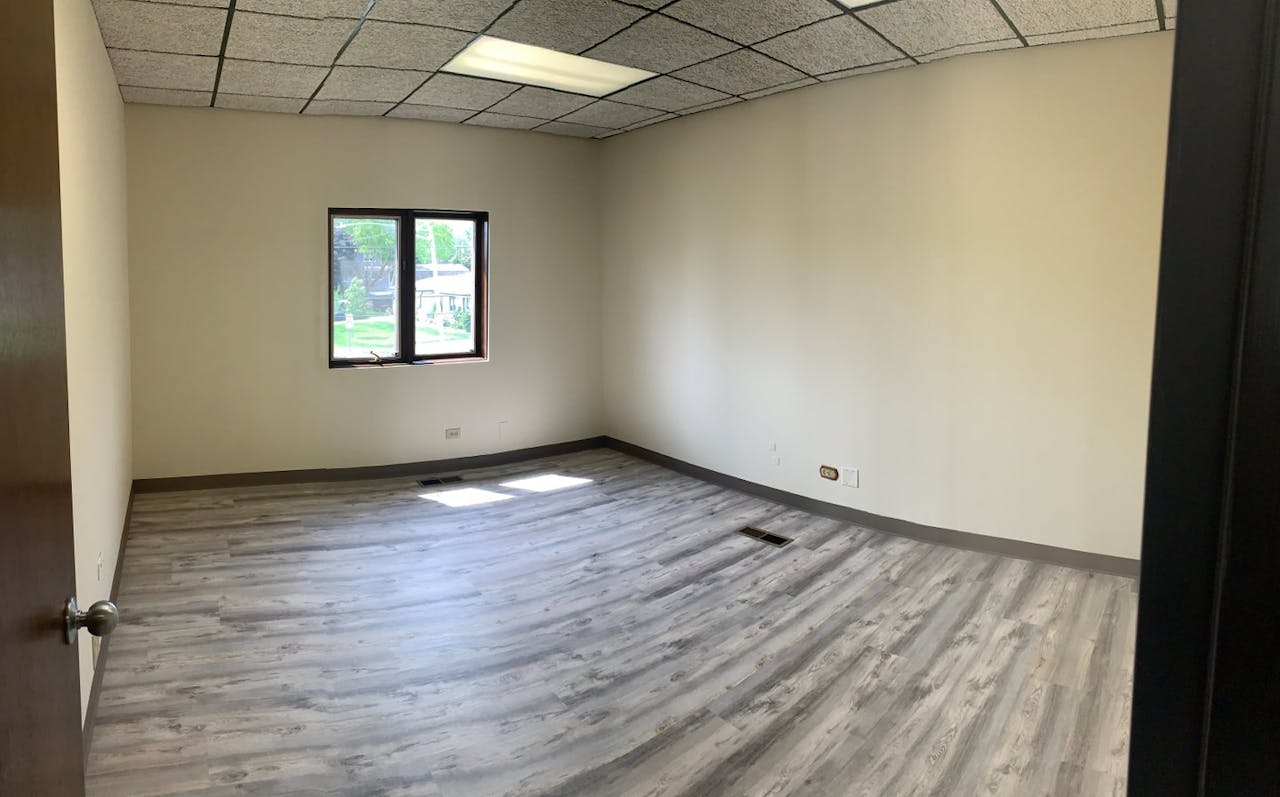 2nd Floor Office Suite - Image 1