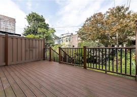 Luxurious 6 bedroom mansion - Image 6