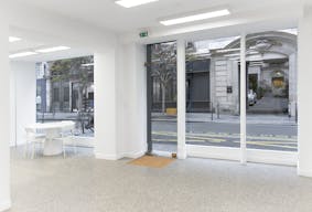 PRIMA Gallery Space Paris 3e | 65m² Minimal White Cube in Haut-Marais - Image 3