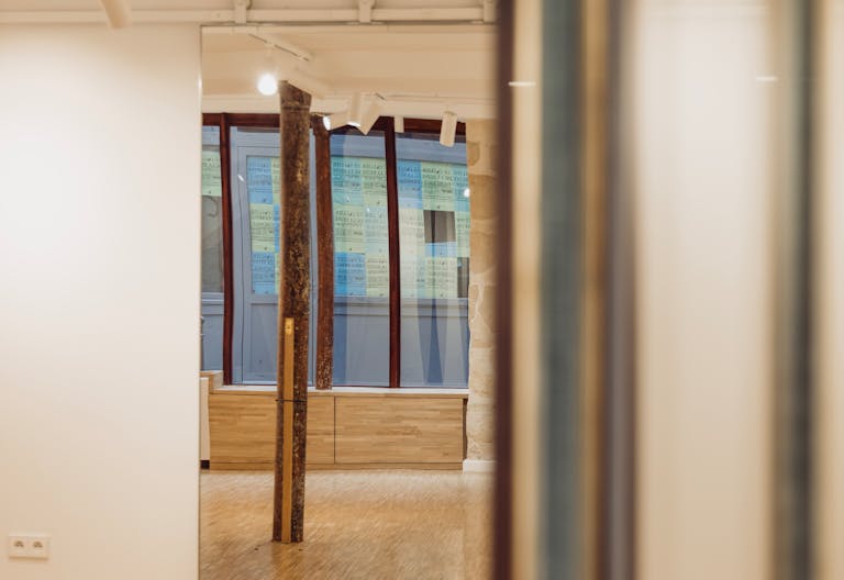 Immaculate show room in the center of Paris - Marais - Image 3