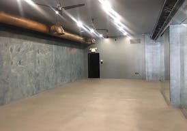 Prime Melrose Avenue Shop - Image 1