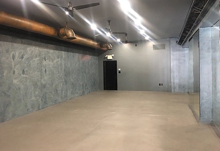 Prime Melrose Avenue Shop - Image 1