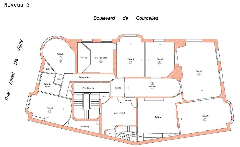 Historical Mansion for Showrooms and Events in Paris 8th