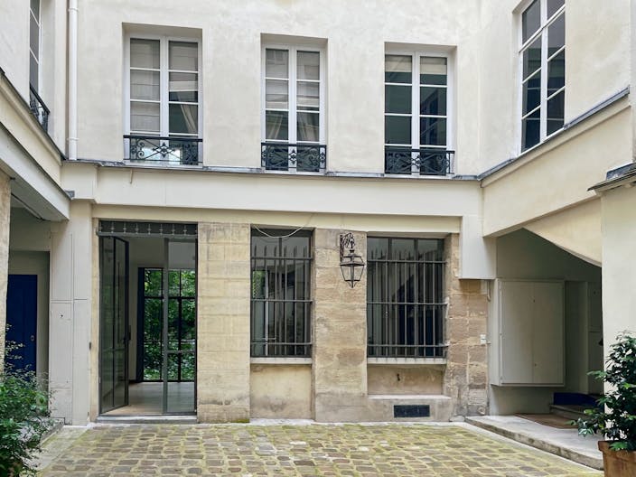 Espace Showroom dans le Marais. - Image 0
