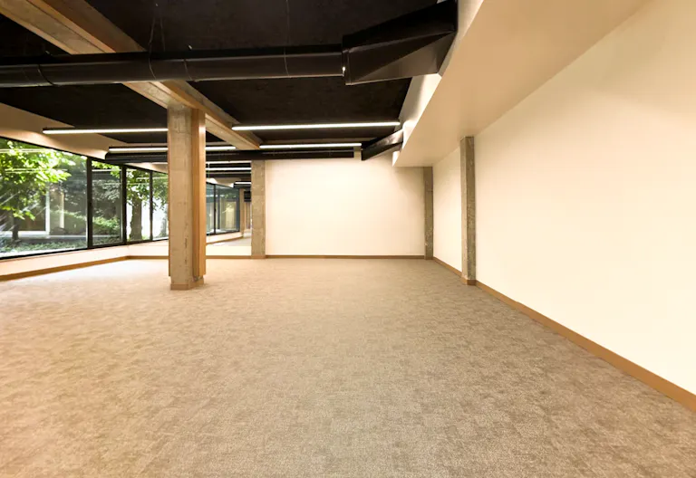 Showroom au coeur Marais - Image 1