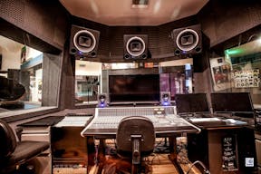 Media Hub for creative production and event space - Image 4