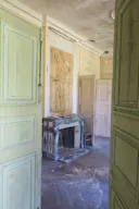 Château du XVIIIe siècle abandonné - Image 8
