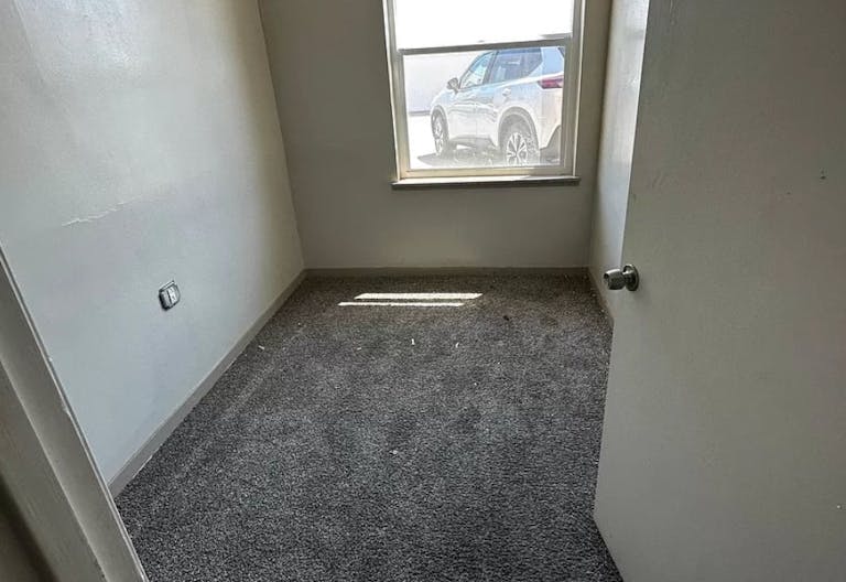 Eden Square Loft - Image 3