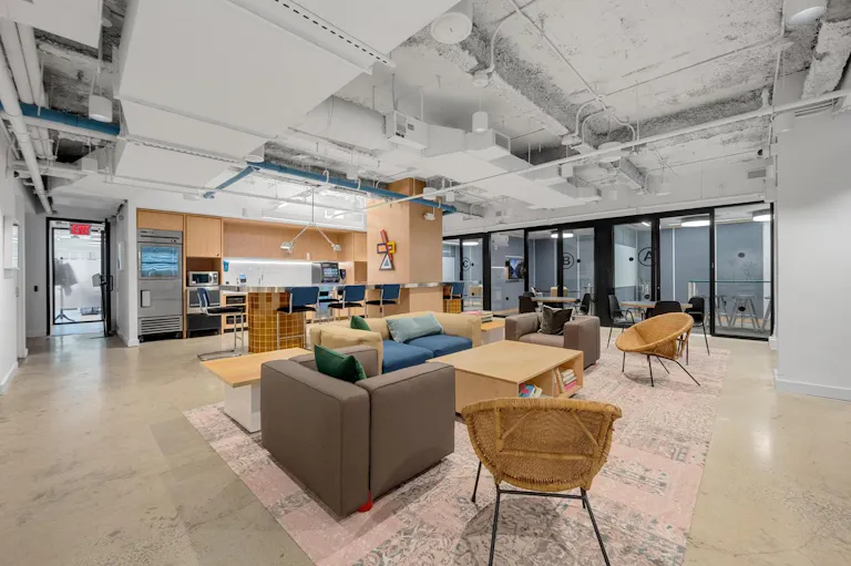 Corporate Lounge in Midtown East for up to 50 - Image 0