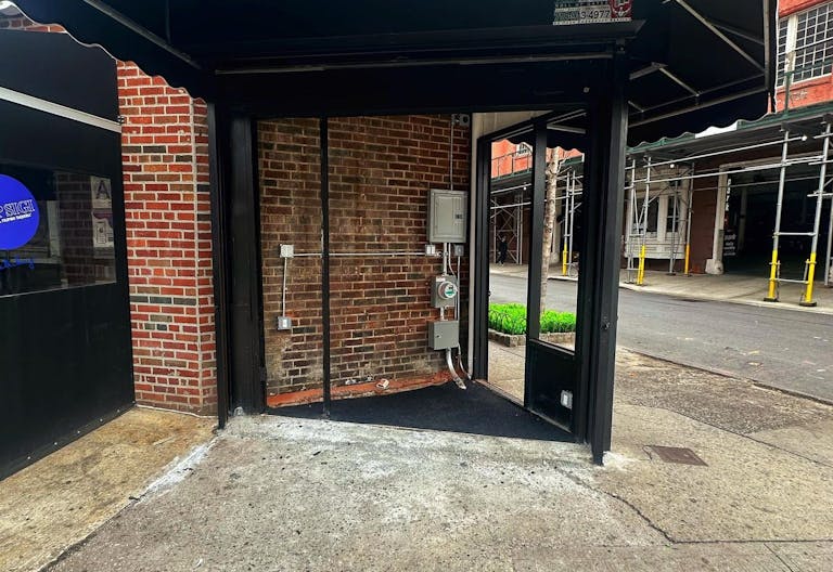Corner Ground Floor Storefront in West Village - Image 3