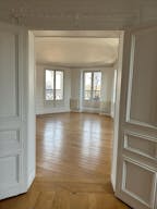 Beautiful Apartment Showroom in the 7th Arr. - Image 2