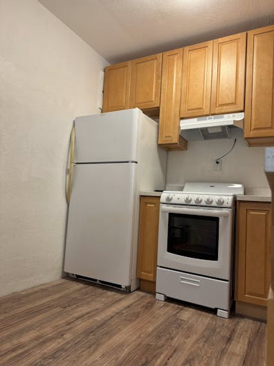 Office/Art Studio/Construction Yard/ - Image 4