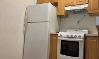 Office/Art Studio/Construction Yard/ - Image 4