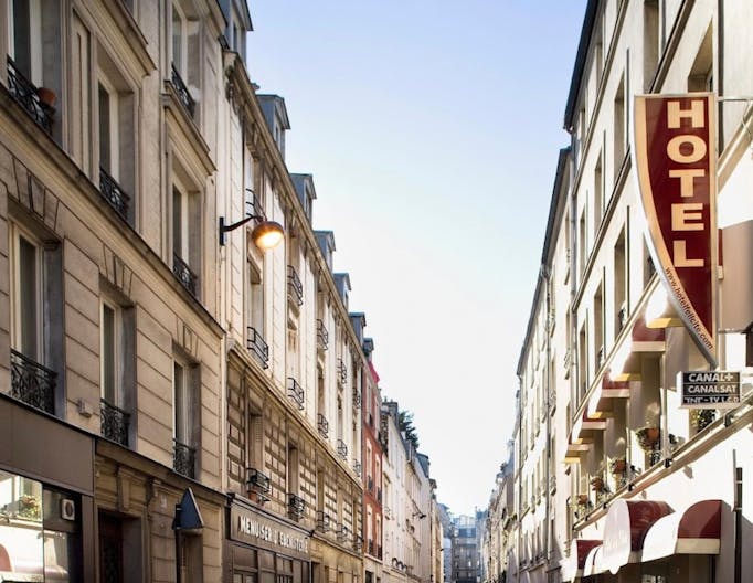 Charming Paris Meeting Space - Image 1