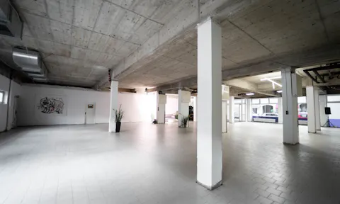 Spacious Showroom in the heart of Berlin - Image 0