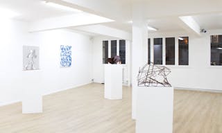 Galerie d'art lumineuse situ�e en bordure du Marais face � Merci - Image 0