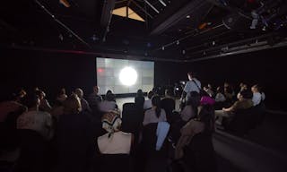 Expansive Loft with High Ceilings in Midtown Manhattan - Image 9