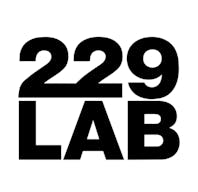 Splendid showroom rue Saint Honoré - Place Vendôme, in the heart of Paris fashion & culture district. - Image 15