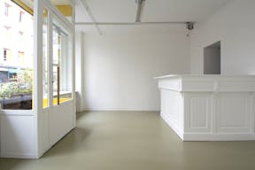 Pop-up gallery store in Paris, Belleville - Image 6